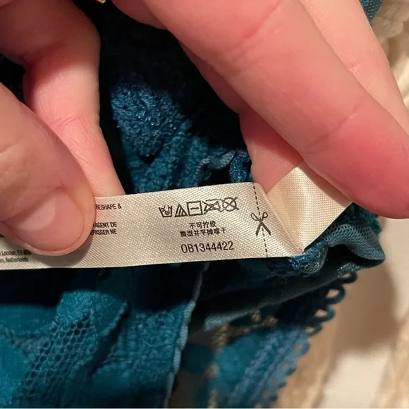 NWOT Free People SM Green Teal ‘Speed Date Lace Bodysuit’ Boho Festival Lingerie - Picture 9 of 10